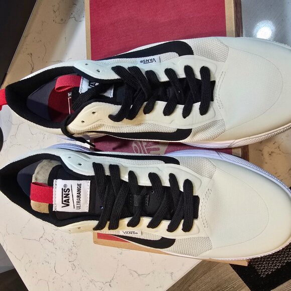 Vans MTE UltraRange EXO Shoe - Bone White/Black Men’s 10 VN0A4U1KBWI NEW - Picture 4 of 9